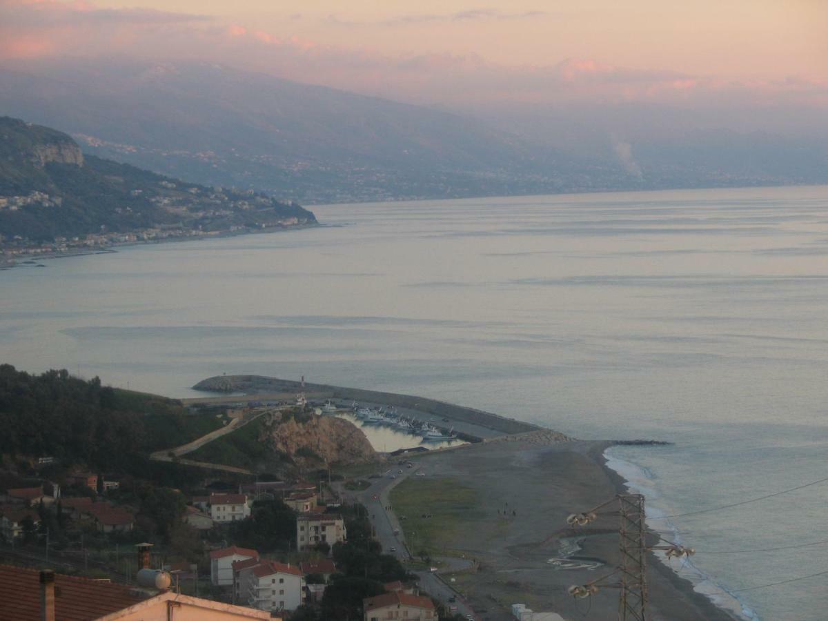 Azienda Agrituristica Le Terre Di San Leonardo Cetraro Exterior foto