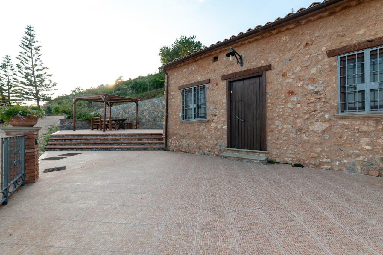 Azienda Agrituristica Le Terre Di San Leonardo Cetraro Exterior foto